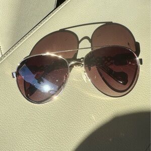 Stylish Gold Sunglasses